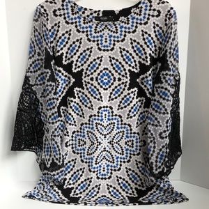 Alfani lace bell sleeve printed blouse size Small petite